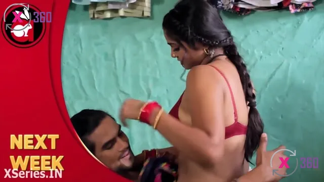 Serveuse indienne affamée baisée sauvagement par un client dans une chambre d'hôtel - Photo N°16